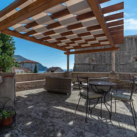 Vecchia Apartament *