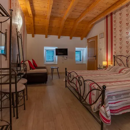 Vecchia Apartament