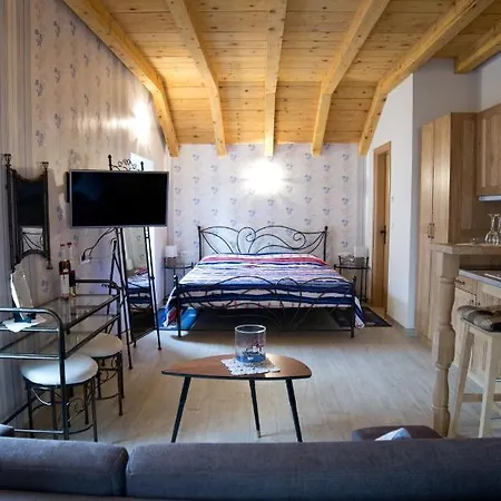Vecchia Apartament